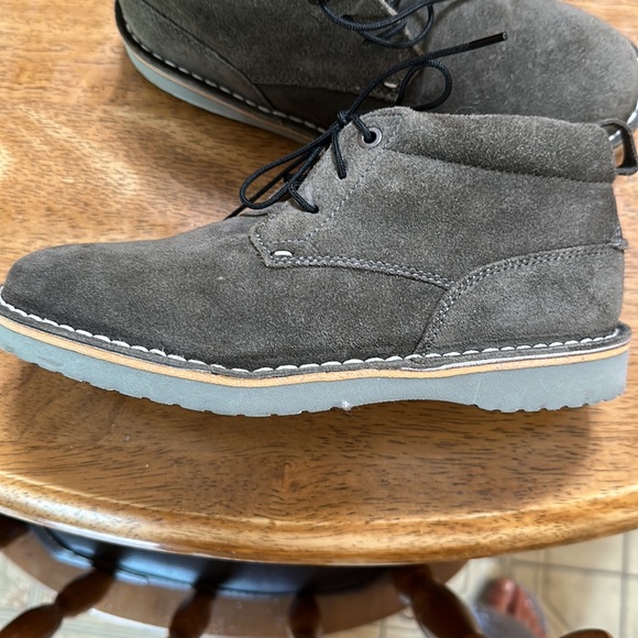 Boys size 3 suede dress shoes - Picture 7 of 7